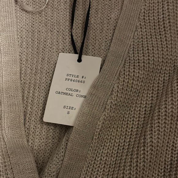 Colorblock Cardigan Sweater - Picture 3 of 4